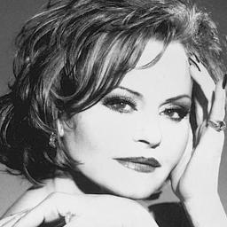 La Gata Bajo La Lluvia Rocio Durcal Karaoke Tono Hombre C Youtube