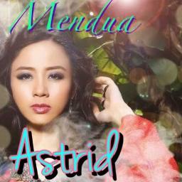 Astrid Mendua Pianoversion By Maelenaayuu And Kampasar On Smule Kumpulan ini telah berjaya memasuki pertandingan akhir gang starz, sebuah rancangan realiti televisyen di tv 3. smule