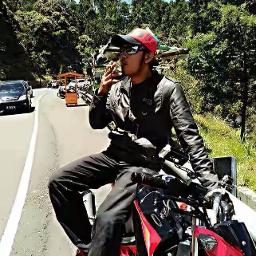 Pengemis Cinta Lyrics And Music By Gilaz Arranged By 4prast01 Pengemis Cinta Lyrics And Music By Gilaz Arranged By 4prast01