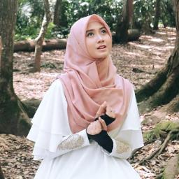 Law Kana Bainanal Habib Original Audio Lyrics And Music By Alfina Nindiyani Arranged By Fiqrisp7