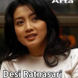 Desy Ratnasari Tenda Biru - Tak sengaja lewat depan rumahmuku melihat